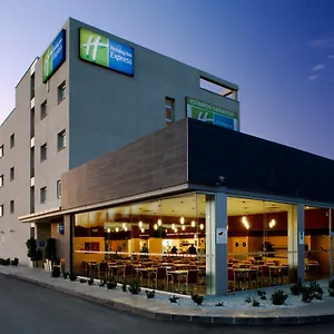 Express Airport By Ihg Hotell