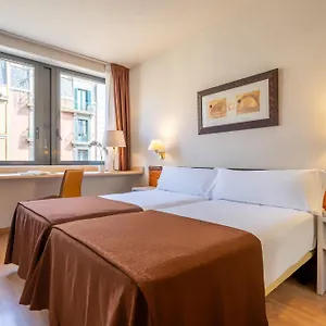 Glories Hotell