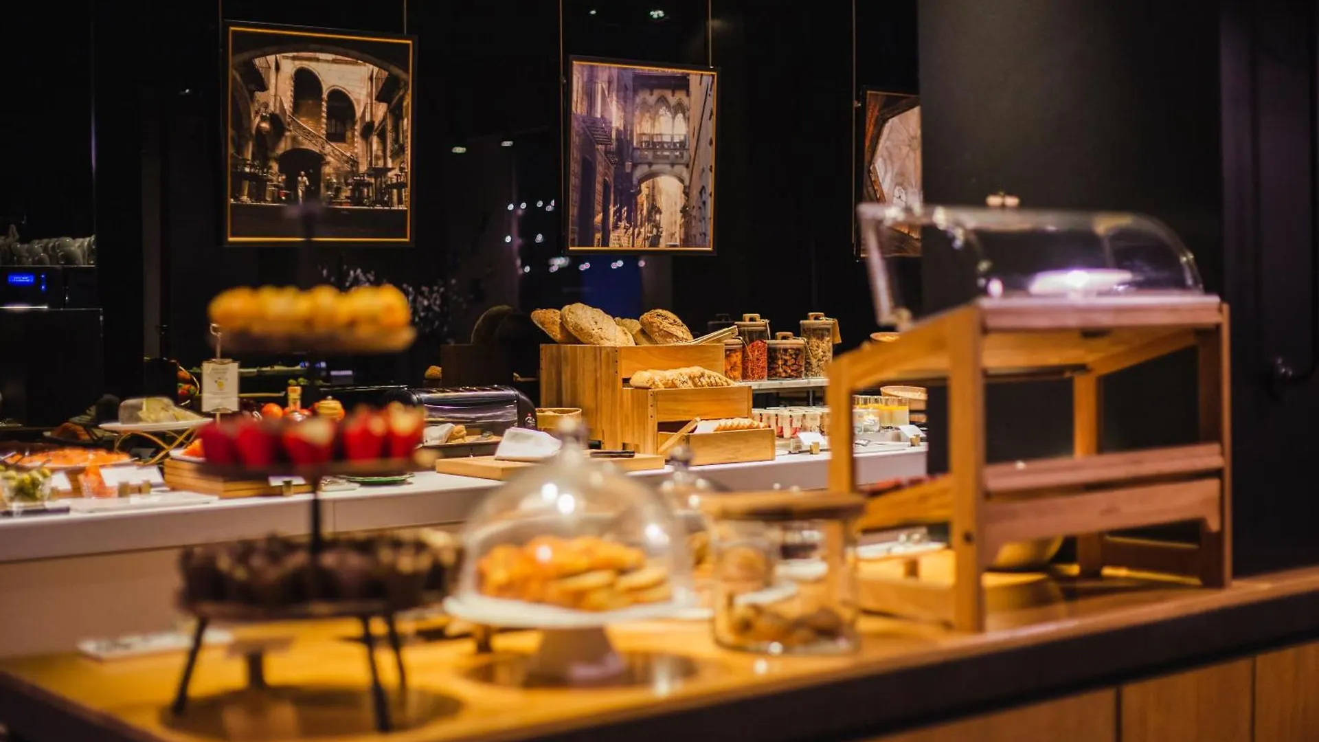Grand Hotel Central, Small Luxury Hotels Barcelona