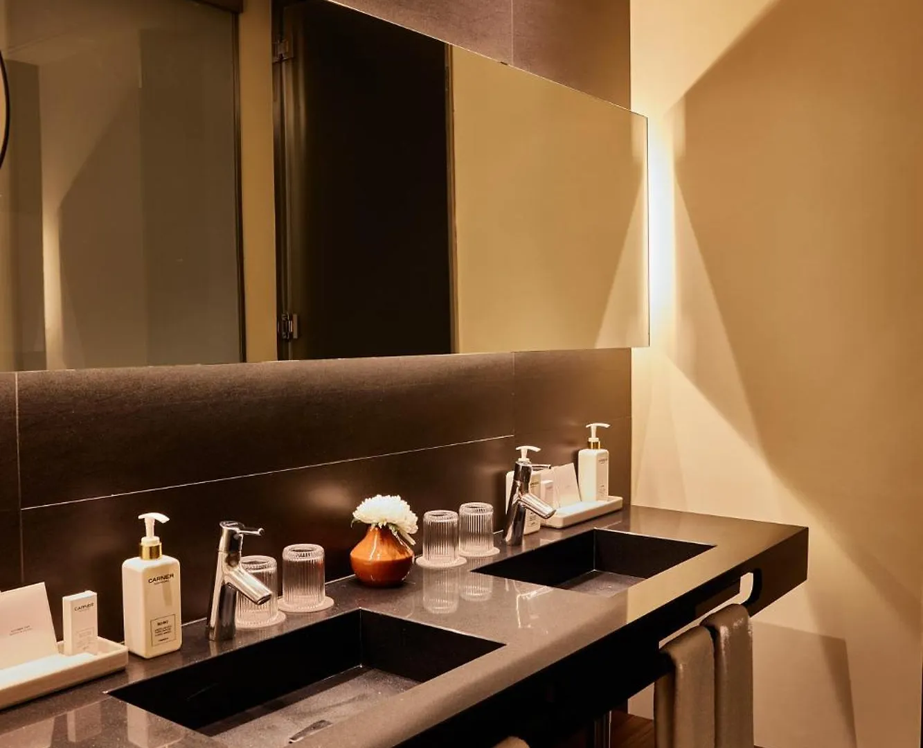 Grand Hotel Central, Small Luxury Hotels Barcelona